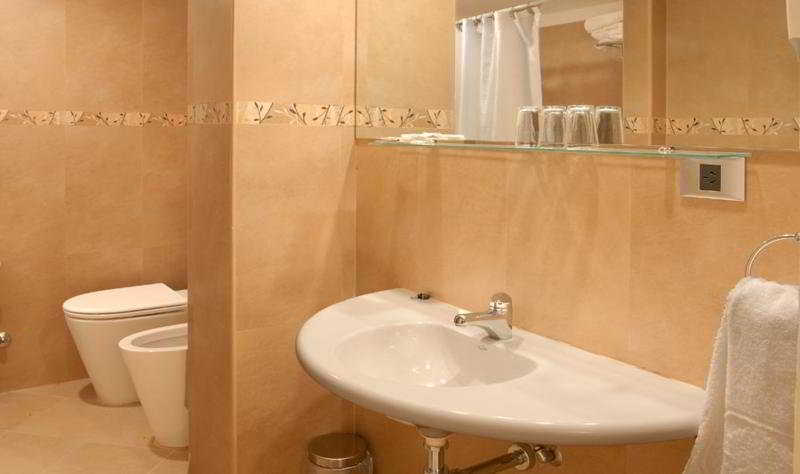 Hotel Tirol Сан-Карлос-де-Барілоче Екстер'єр фото